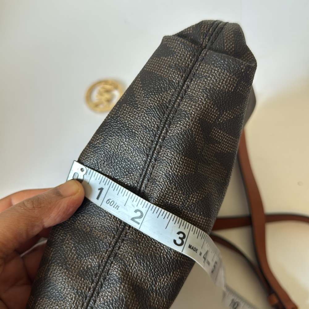 Michael Kors bag - Picture 12 of 12